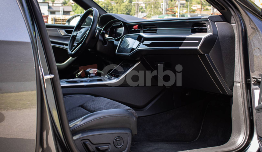 Audi A6 Avant 40 TDI Quattro 3xSline, Matrix LED, Pano, Soft-close, Virtual, Ambient