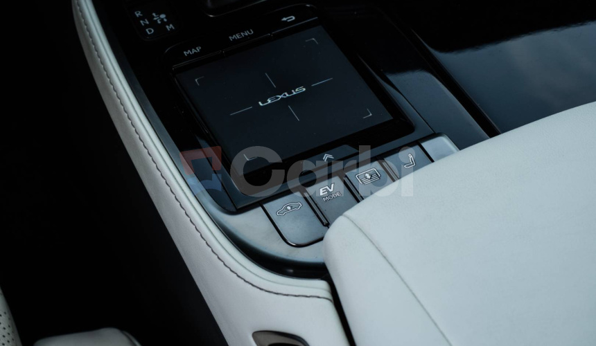 Lexus LS 500h F Sport