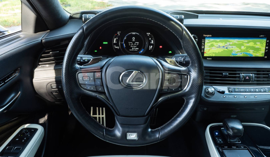 Lexus LS 500h F Sport