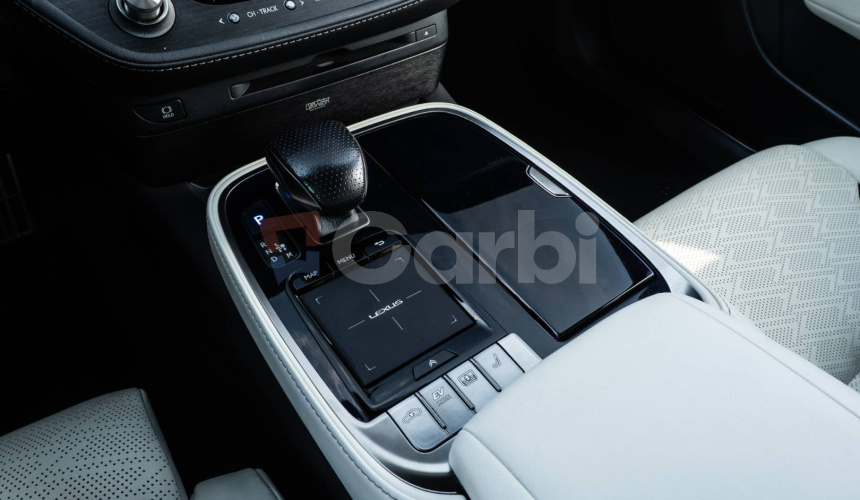 Lexus LS 500h F Sport