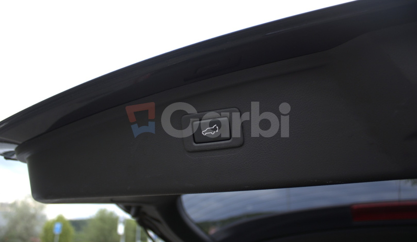 Subaru Outback 2,0D 110kw, Automat CVT, Business