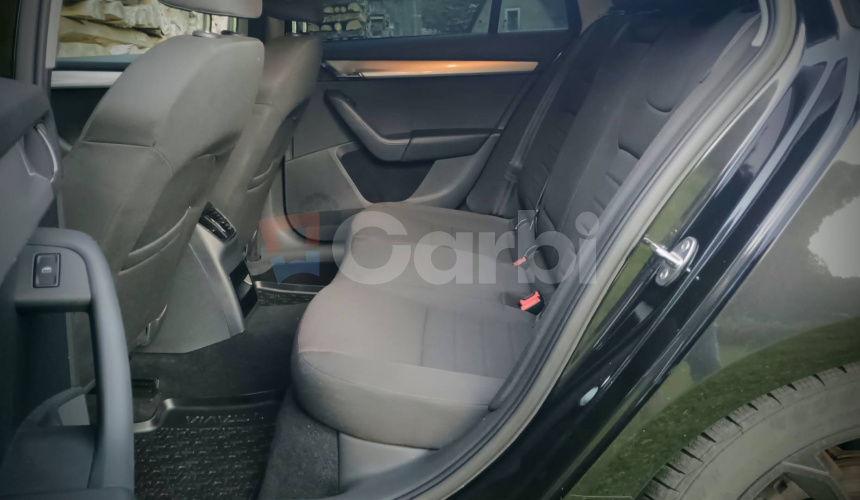 Škoda Octavia Combi 2.0 TDI Elegance/Style DSG
