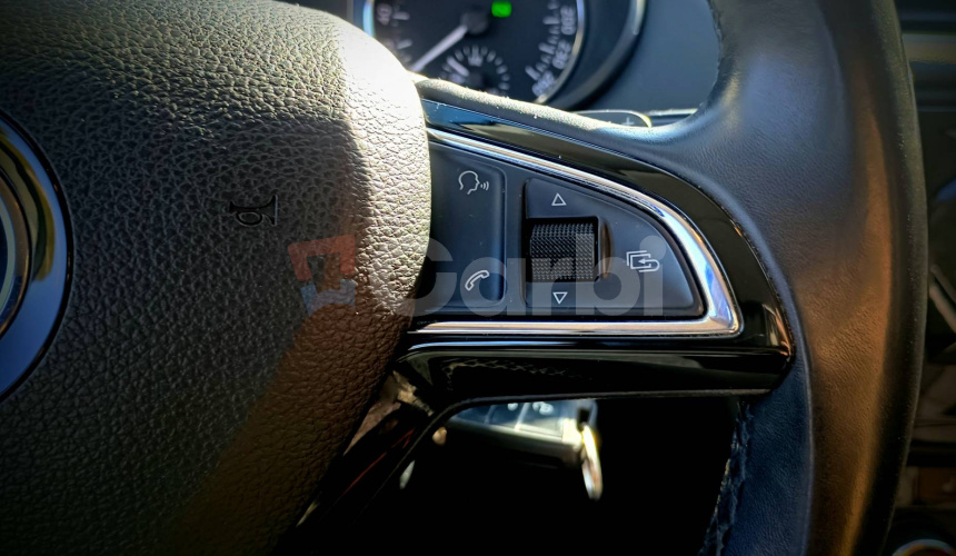 Škoda Octavia Combi 2.0 TDI Elegance/Style DSG