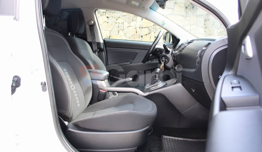 Kia Sportage 2.0 CVVT 16V 4WD EX A/T