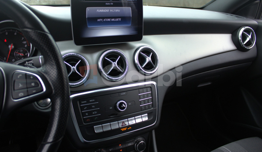 Mercedes-Benz CLA Shooting Brake 180, 90kw, AT7