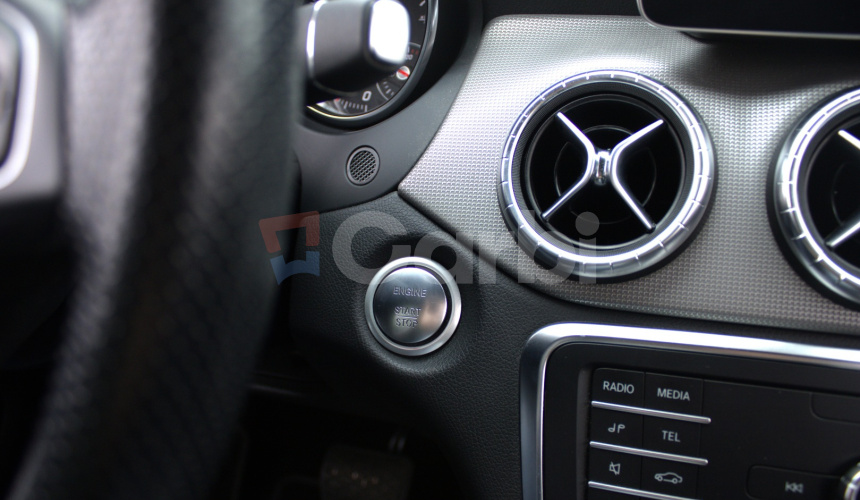 Mercedes-Benz CLA Shooting Brake 180, 90kw, AT7