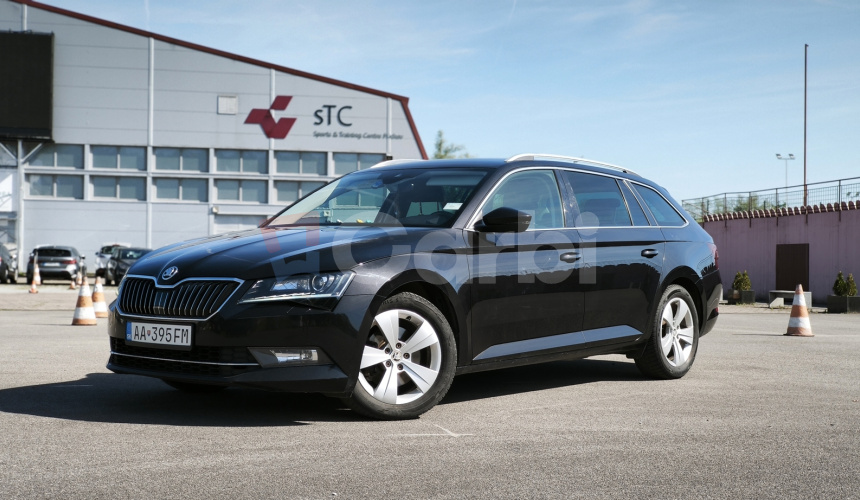 Škoda Superb Combi 2.0 TDI 110kW DSG Elegance