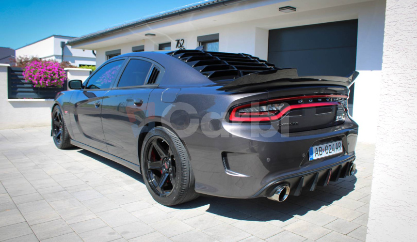 Dodge Charger 6.4 l SRT 392 Scat Pack V8