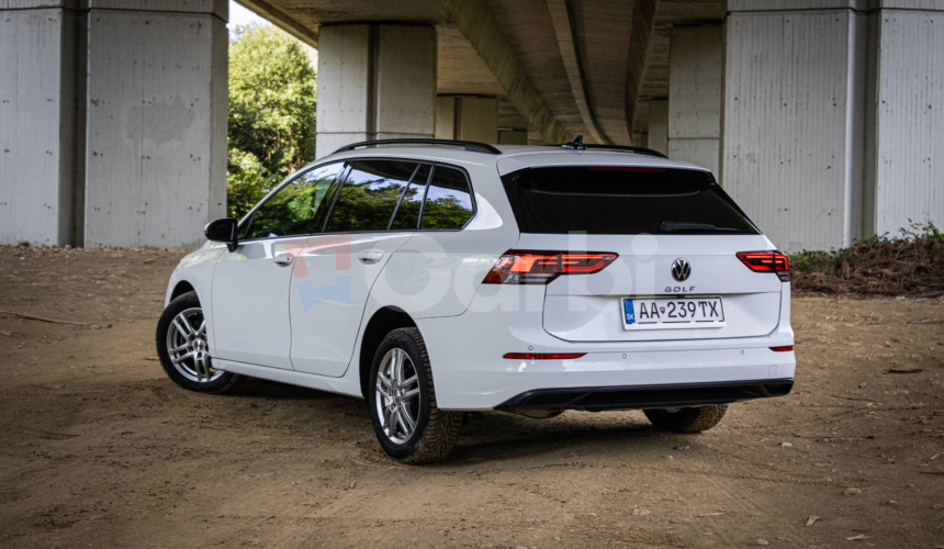 Volkswagen Golf Variant 1.5 TSI Life, Slovenské, Mŕtvy uhol, Lane assist, Adaptívny tempomat, k