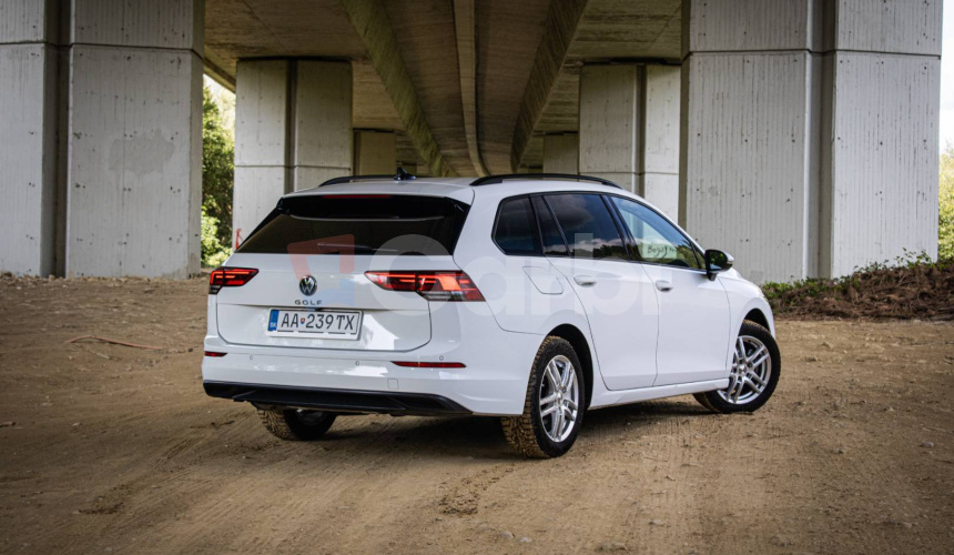 Volkswagen Golf Variant 1.5 TSI Life, Slovenské, Mŕtvy uhol, Lane assist, Adaptívny tempomat, k