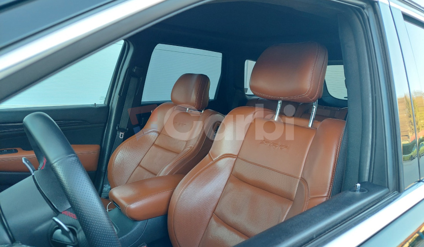 Jeep Grand Cherokee SRT