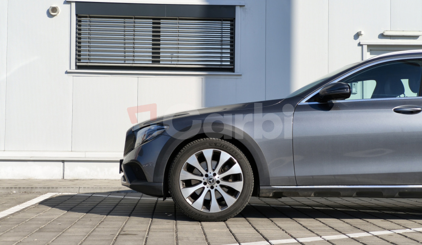 220D 4-MATIC ALLTERRAIN