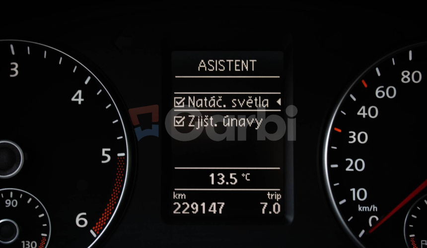 Volkswagen Sharan 2.0 TDI CR DSG, Bixenón, Navi, Ťažné, nelakované, vymenené rozvody, Nová STK