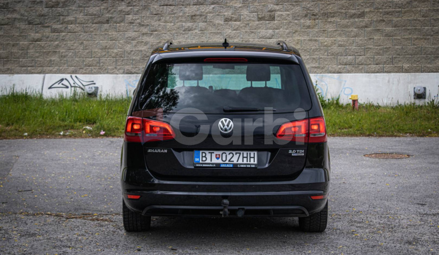 Volkswagen Sharan 2.0 TDI CR DSG, Bixenón, Navi, Ťažné, nelakované, vymenené rozvody, Nová STK