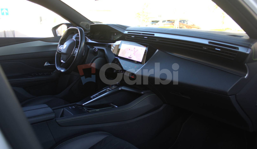 Peugeot 408 1.2 PureTech 130 GT EAT8