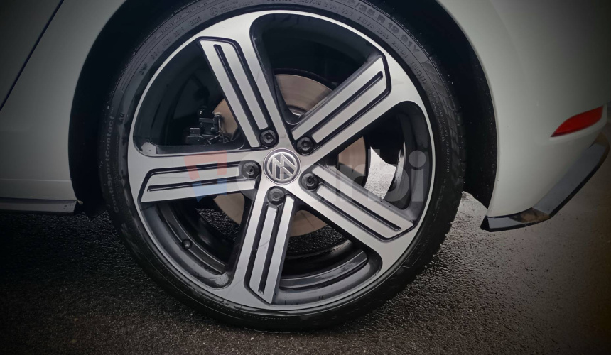 Volkswagen Golf Variant 2.0 TSI BMT 4MOTION R