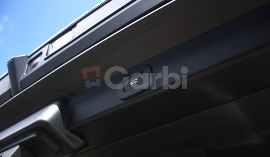Land Rover Range Rover Sport 3.0 I6 D250 mHEV Dynamic SE AWD A/T