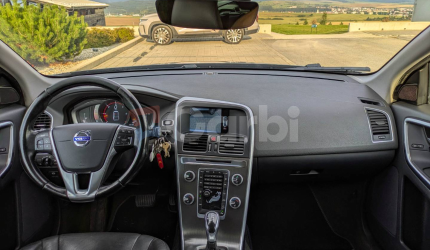 Volvo XC60 D4 Momentum Geartronic AWD, 120kW, A6, 5d.