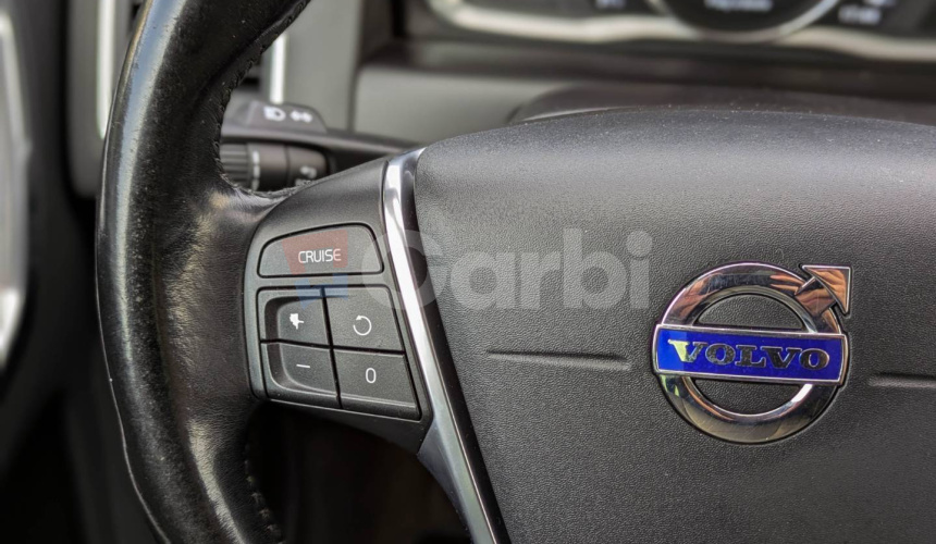 Volvo XC60 D4 Momentum Geartronic AWD, 120kW, A6, 5d.