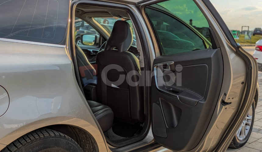 Volvo XC60 D4 Momentum Geartronic AWD, 120kW, A6, 5d.