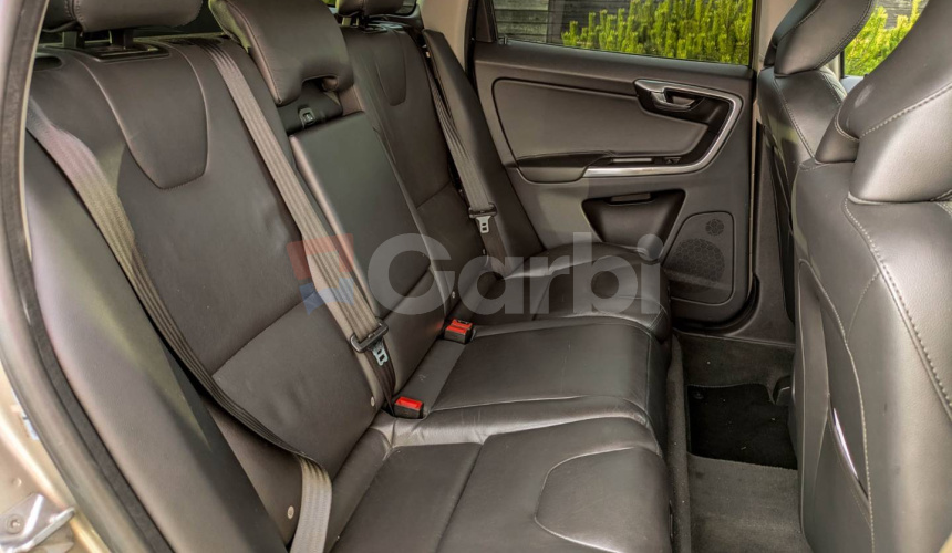 Volvo XC60 D4 Momentum Geartronic AWD, 120kW, A6, 5d.
