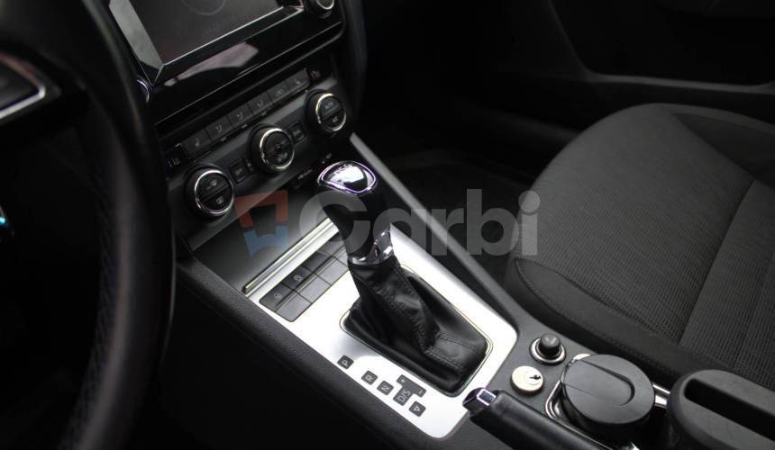 Škoda Octavia Combi 2.0 TDI Elegance/Style DSG