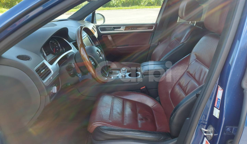 Volkswagen Touareg II 3.0 TDI Executive, 193 kW, 4motion