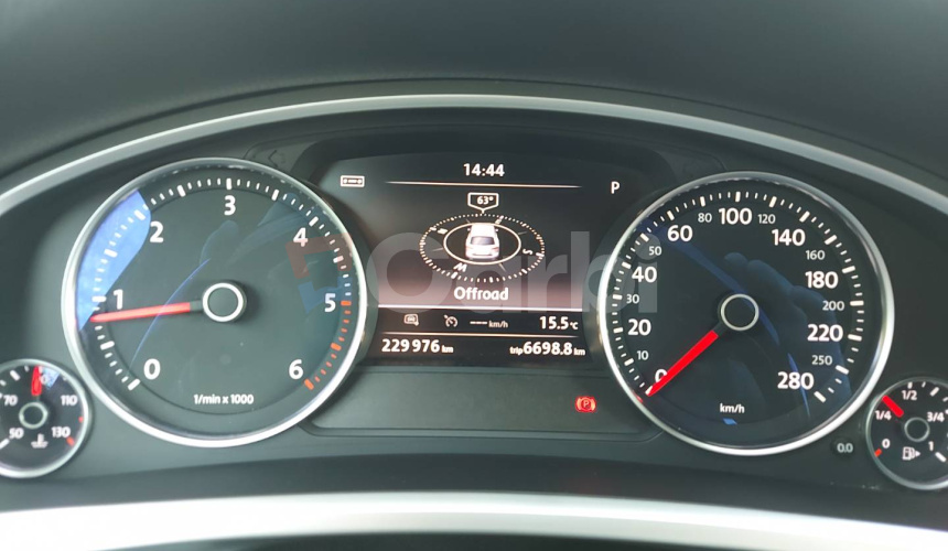Volkswagen Touareg II 3.0 TDI Executive, 193 kW, 4motion