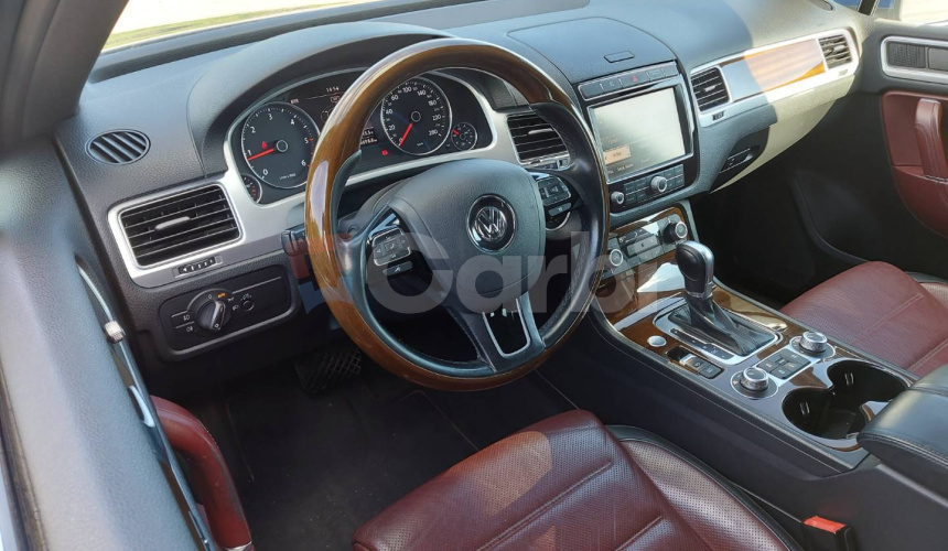 Volkswagen Touareg II 3.0 TDI Executive, 193 kW, 4motion