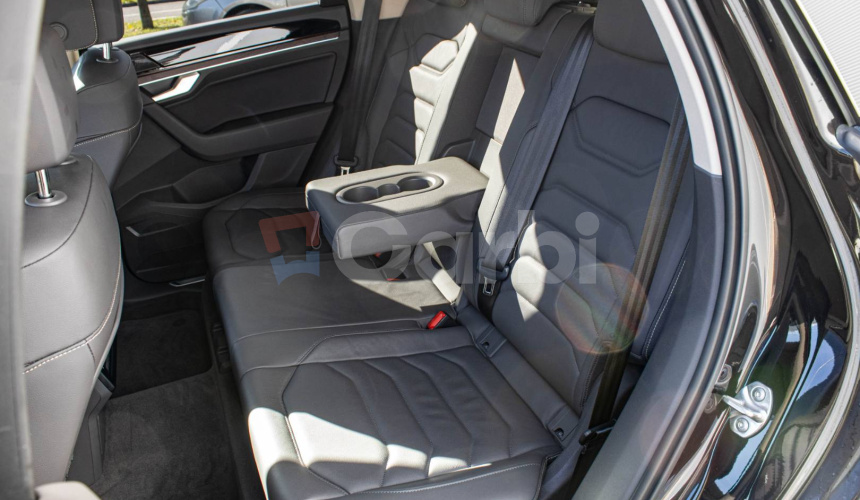 Volkswagen Touareg 3.0 V6 TDI 170 kW Matrix, Vzduch, Masáž