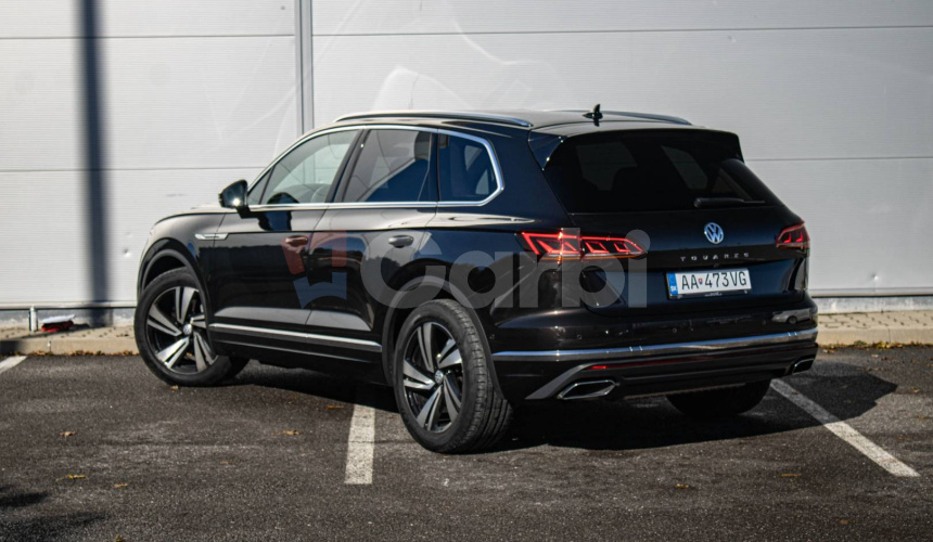 Volkswagen Touareg 3.0 V6 TDI 170 kW Matrix, Vzduch, Masáž