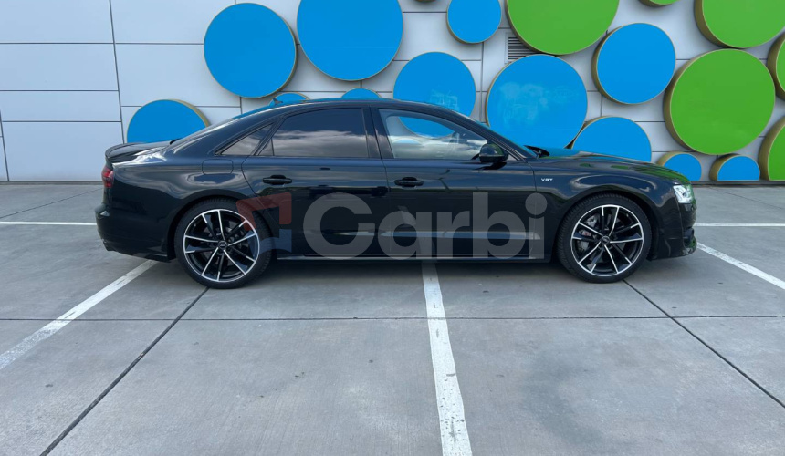Audi S8 PLUS Quattro AT8 (605k)