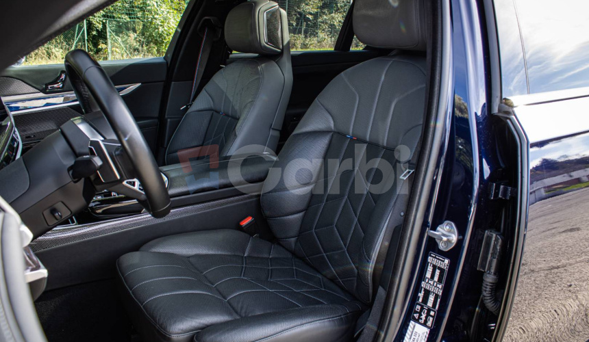 BMW Rad 7 740d xDrive M Sport PRO v záruke, Webasto, Bowers &amp; Wilkins, natáčanie nápravy