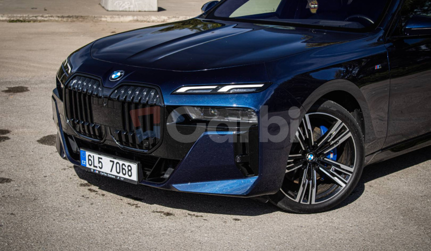 BMW Rad 7 740d xDrive M Sport PRO v záruke, Webasto, Bowers &amp; Wilkins, natáčanie nápravy