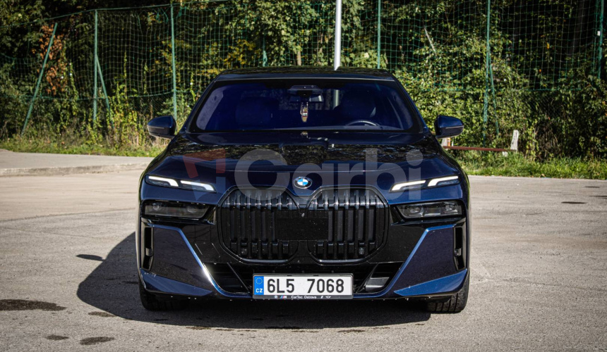 BMW Rad 7 740d xDrive M Sport PRO v záruke, Webasto, Bowers &amp; Wilkins, natáčanie nápravy