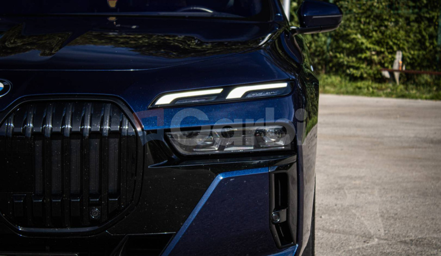BMW Rad 7 740d xDrive M Sport PRO v záruke, Webasto, Bowers &amp; Wilkins, natáčanie nápravy