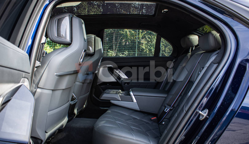 BMW Rad 7 740d xDrive M Sport PRO v záruke, Webasto, Bowers &amp; Wilkins, natáčanie nápravy