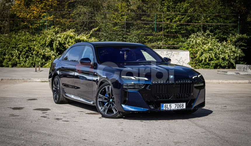 BMW Rad 7 740d xDrive M Sport PRO v záruke, Webasto, Bowers &amp; Wilkins, natáčanie nápravy
