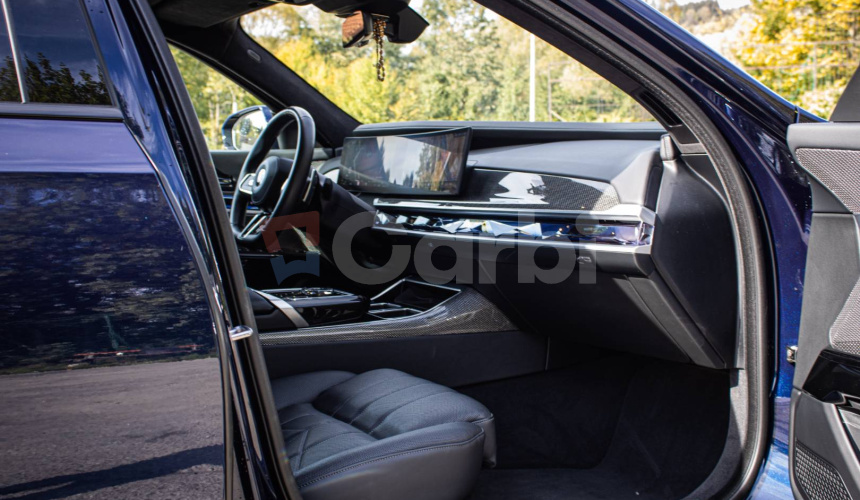 BMW Rad 7 740d xDrive M Sport PRO v záruke, Webasto, Bowers &amp; Wilkins, natáčanie nápravy