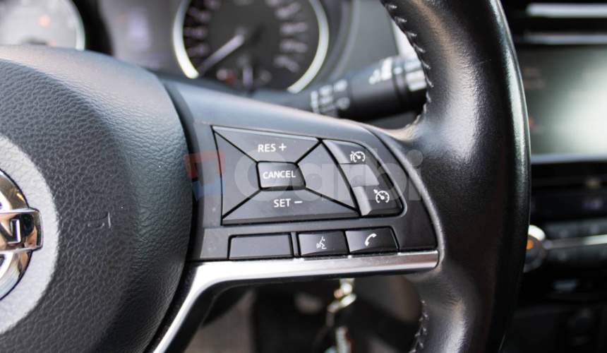 Nissan Qashqai DIG-T 140 N-Connecta