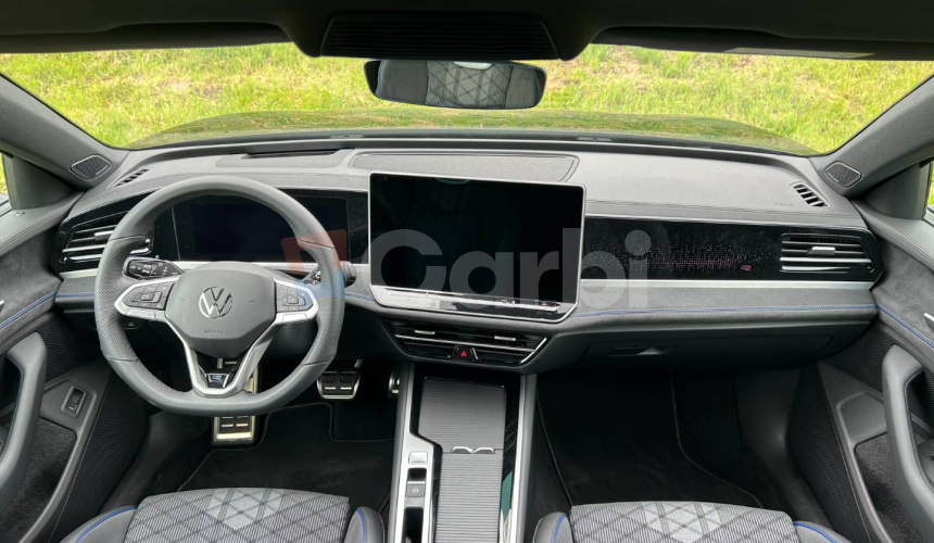 Volkswagen Passat Variant R-Line 2.0 TDI DSG 110KW Black Edition
