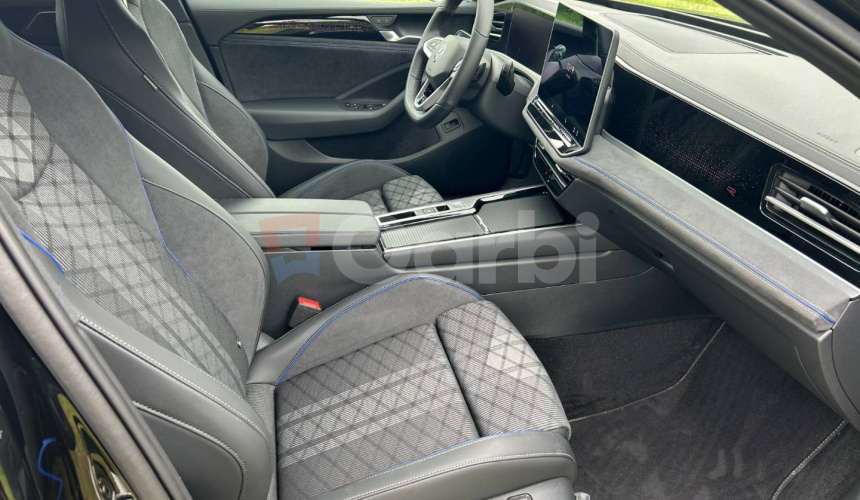 Volkswagen Passat Variant R-Line 2.0 TDI DSG 110KW Black Edition