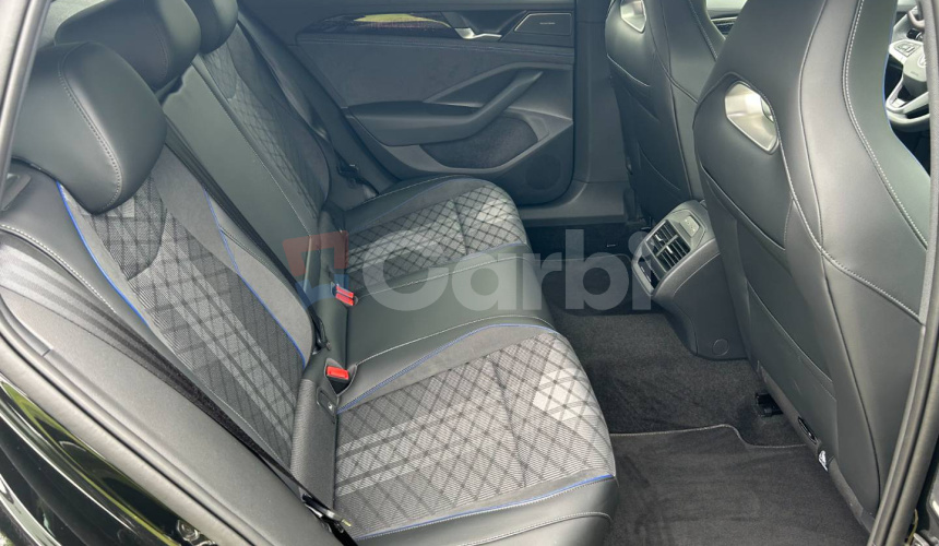 Volkswagen Passat Variant R-Line 2.0 TDI DSG 110KW Black Edition