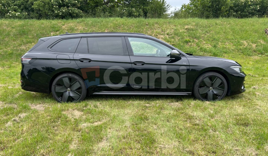 Volkswagen Passat Variant R-Line 2.0 TDI DSG 110KW Black Edition