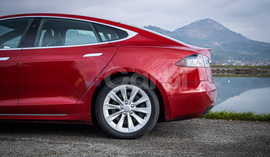 Tesla Model S 75D 97% SOH Free Supercharger SC01, Hardvér 2.5, veľmi pekný stav, záruka