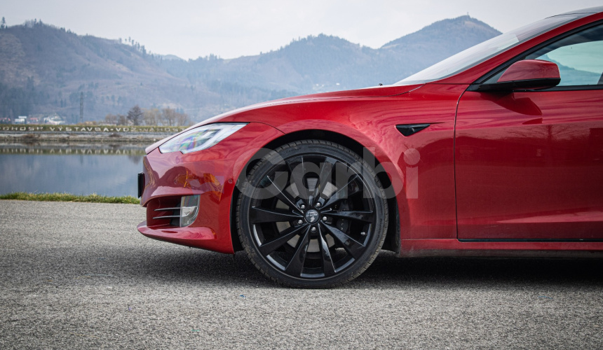 Tesla Model S 75D 97% SOH Free Supercharger SC01, Hardvér 2.5, veľmi pekný stav, záruka