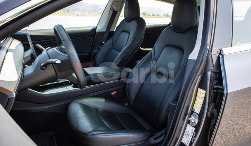 Tesla Model 3 Long Range 4x4 Premium Sound, ťažné, nelakované, DPH