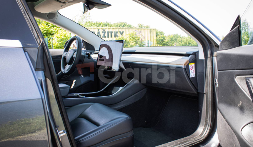 Tesla Model 3 Long Range 4x4 Premium Sound, ťažné, nelakované, DPH