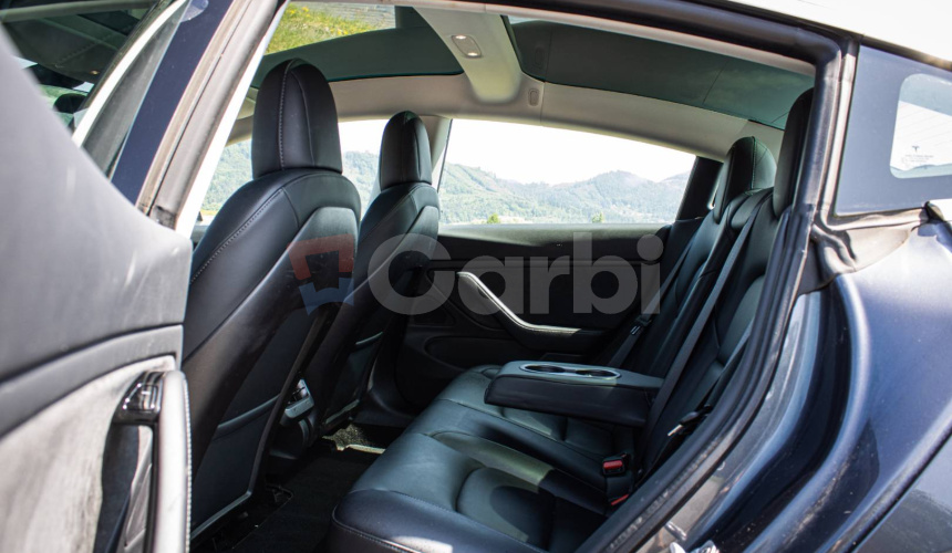 Tesla Model 3 Long Range 4x4 Premium Sound, ťažné, nelakované, DPH