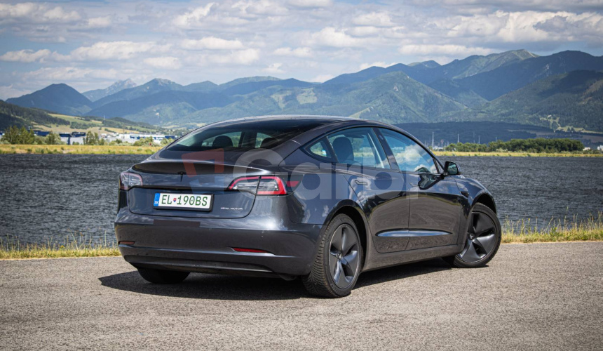Tesla Model 3 Long Range 4x4 Premium Sound, ťažné, nelakované, DPH